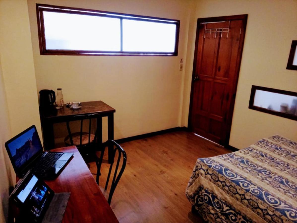 Casa de Huéspedes Tu Parada en Cuenca Exterior foto